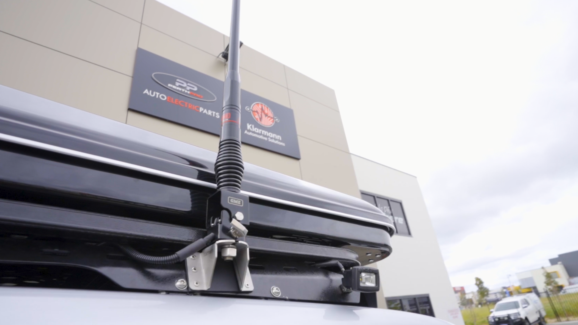 Toyota Landcruiser 78 series Troop Carrier Alu Innovations Roof Conversion Aerial mount | Klarmann Brackets
